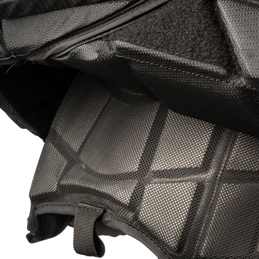 S26 SUPREME FUSE CHEST PROTECTOR-SR