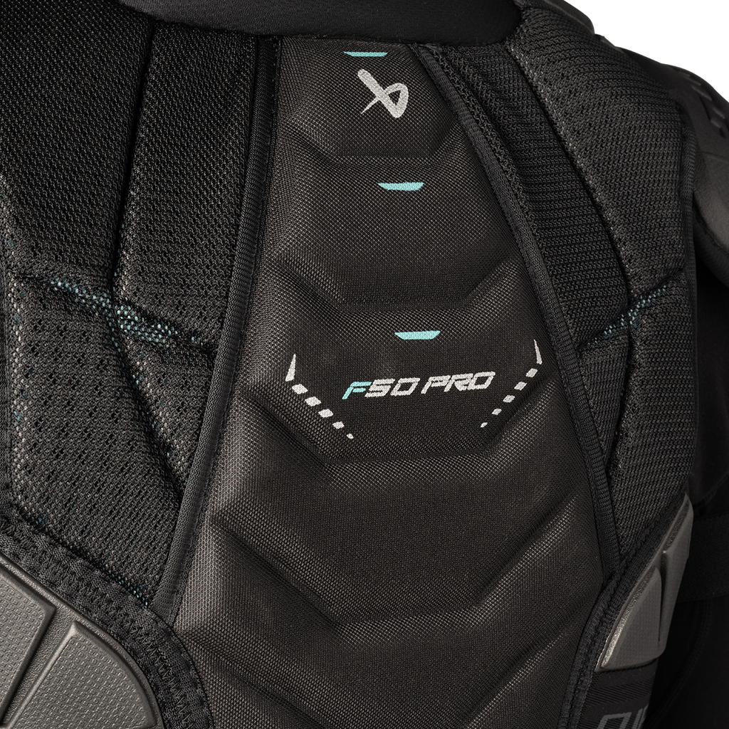 S26 SUPREME F50 PRO SHOULDER PAD-SR