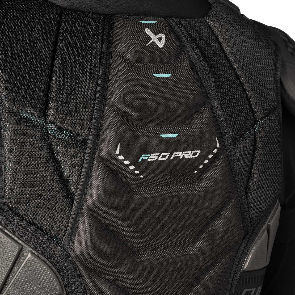 S26 SUPREME F50 PRO SHOULDER PAD-INT