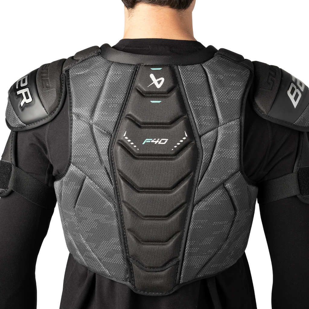 S26 SUPREME F40 SHOULDER PAD INTERMEDIATE
