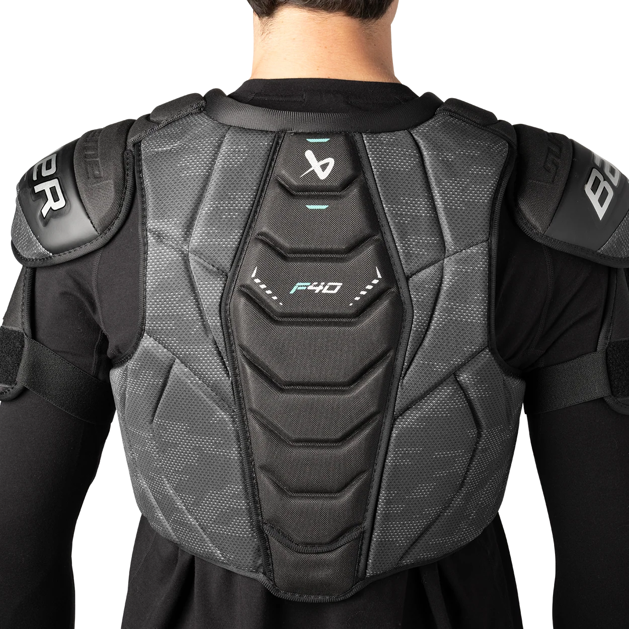 S26 SUPREME F40 SHOULDER PAD INTERMEDIATE